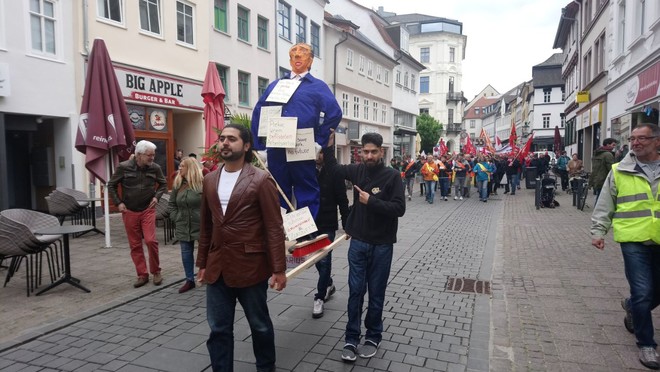 CAJler und Prekarius auf Mai Demo in Fulda